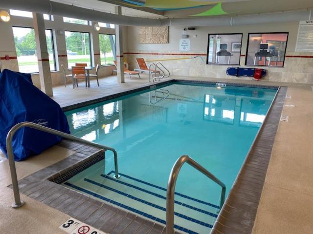 Holiday Inn Express Moline - Quad Cities Area By Ihg Exterior foto