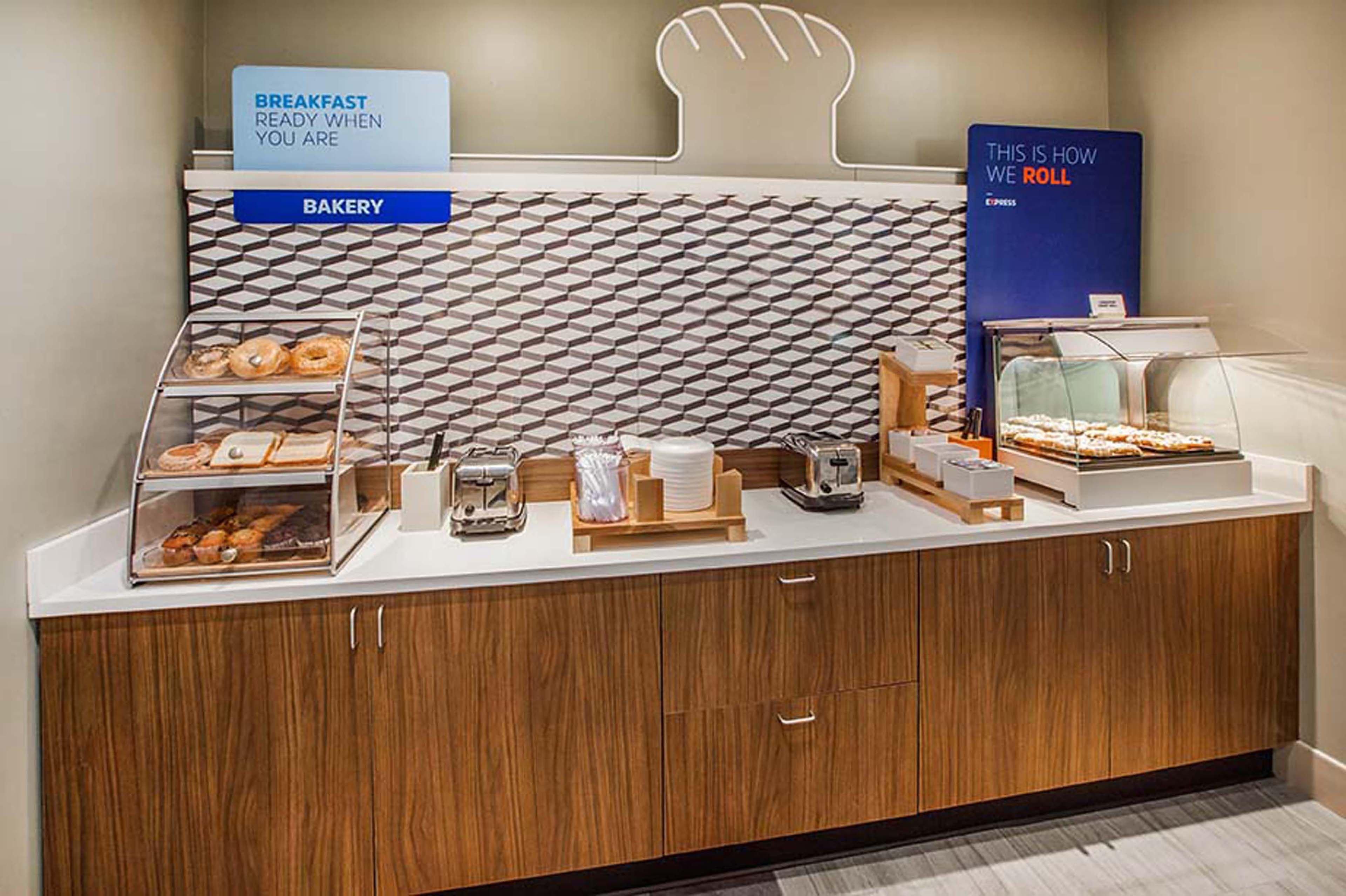Holiday Inn Express Moline - Quad Cities Area By Ihg Exterior foto